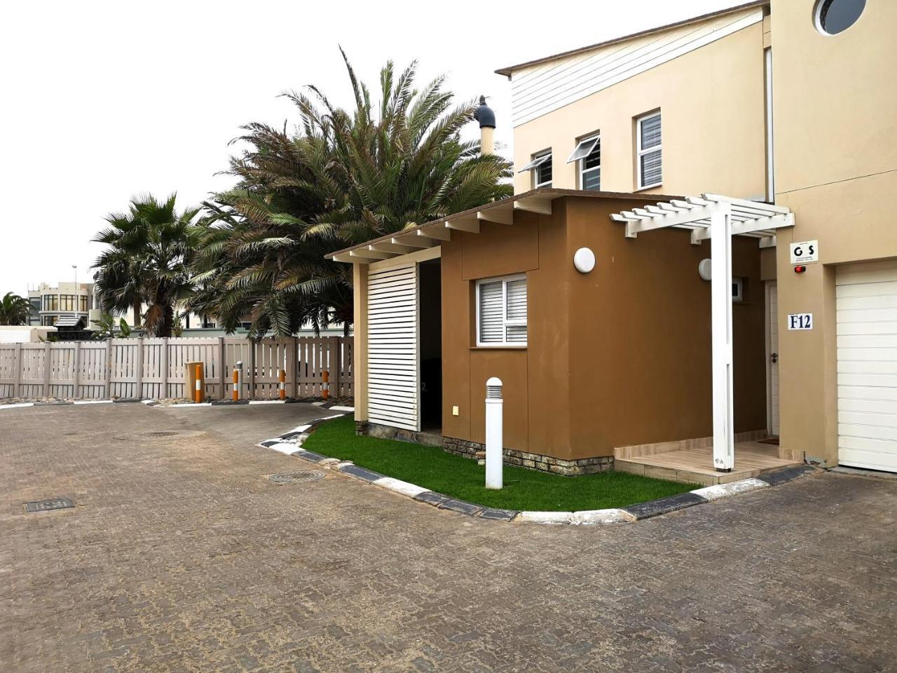The Waterfront Cottage F12 Swakopmund Exterior photo